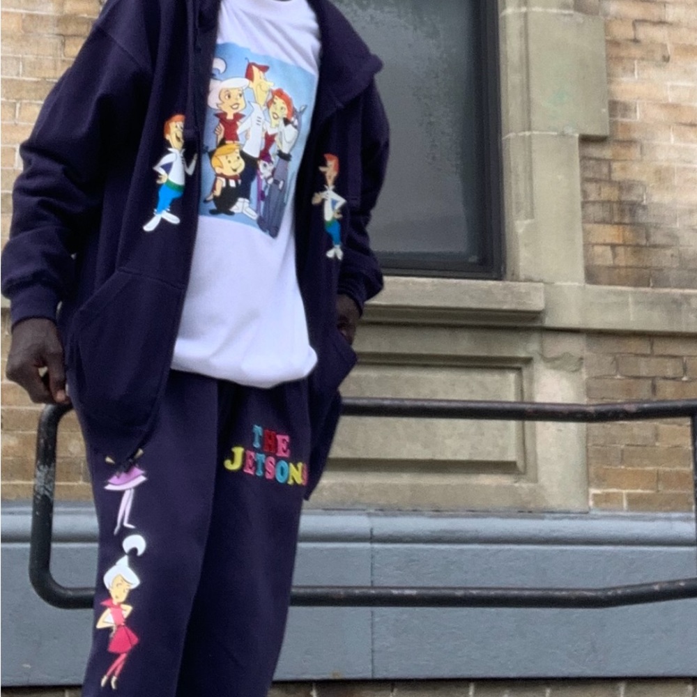 Sweatsuits - Picture 2 of 16